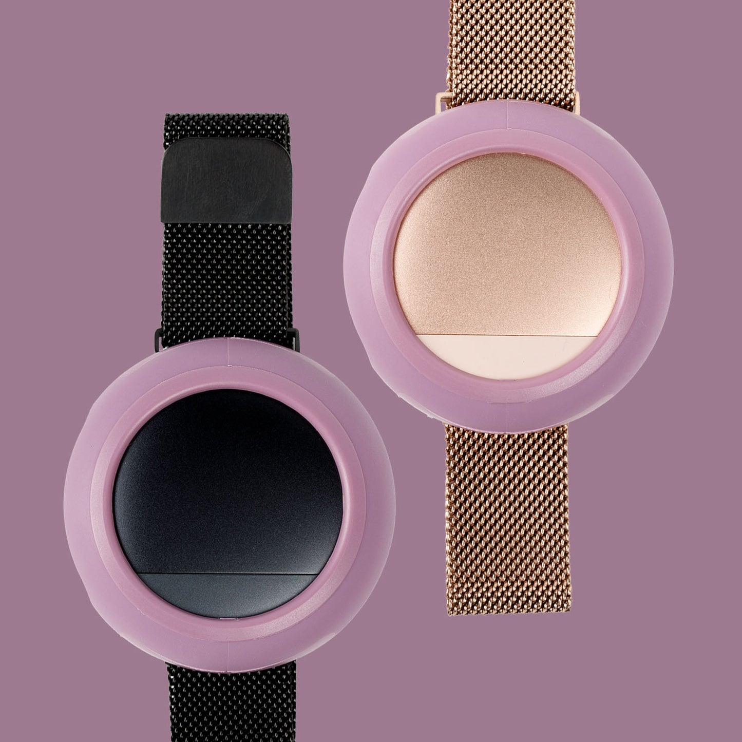 Two Embr Wave devices (Rose Gold and Black) with Comfort Cases in Soft Orchid lavender background