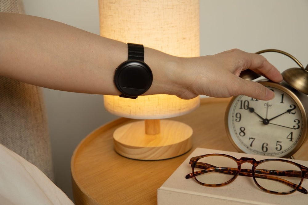 Wave 2 Black Comfort Band - Embr Labs